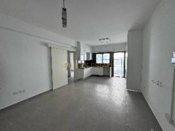 Lefkoşa Ortaköy'de ( Dereboyu) Türk Malı SATILIK 2+1 DAİRE