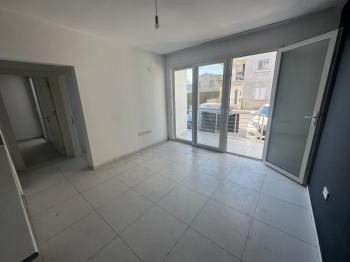 Lefkoşa Gönyeli'de 2+1 SATILIK ZEMİN KAT DAİRE