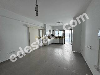 Lefkoşa Ortaköy'de ( Dereboyu) Türk Malı SATILIK 2+1 DAİRE