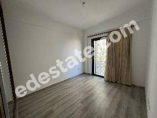 Lefkoşa Ortaköy'de ( Dereboyu) Türk Malı SATILIK 2+1 DAİRE