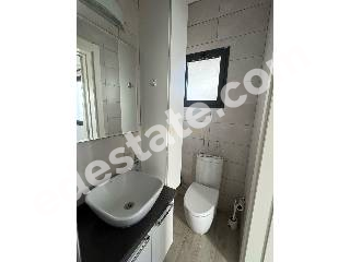 Lefkoşa Ortaköy'de ( Dereboyu) Türk Malı SATILIK 2+1 DAİRE