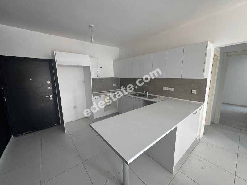 Lefkoşa Gönyeli'de 2+1 SATILIK ZEMİN KAT DAİRE