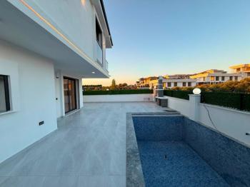 Didim Hisar Mahallesinde 3+1 Havuzlu Villa
