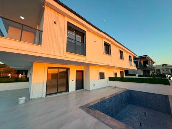 Didim'de Uygun Fiyatlı Satılık 3+1 Villa