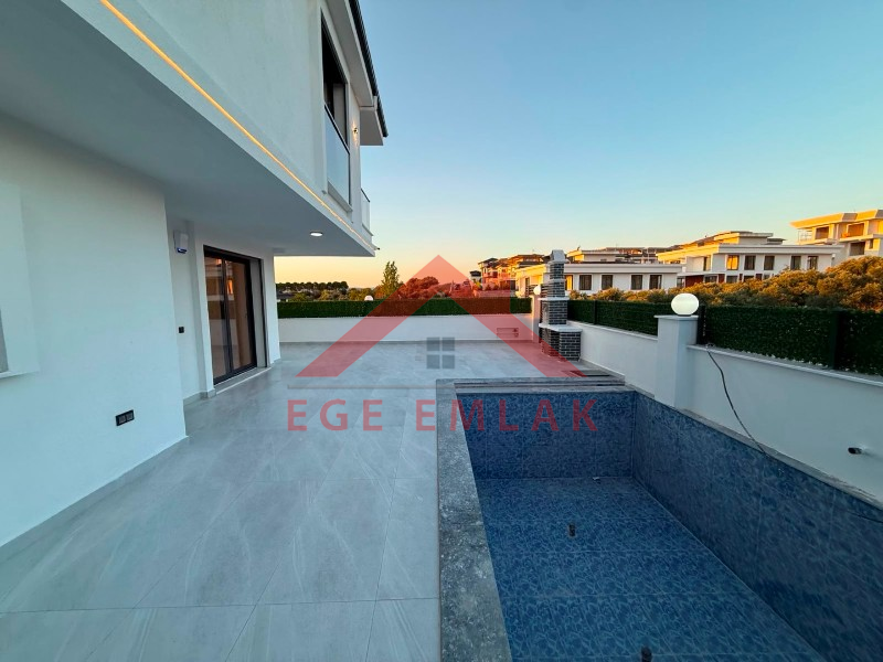 Didim Hisar Mahallesinde 3+1 Havuzlu Villa
