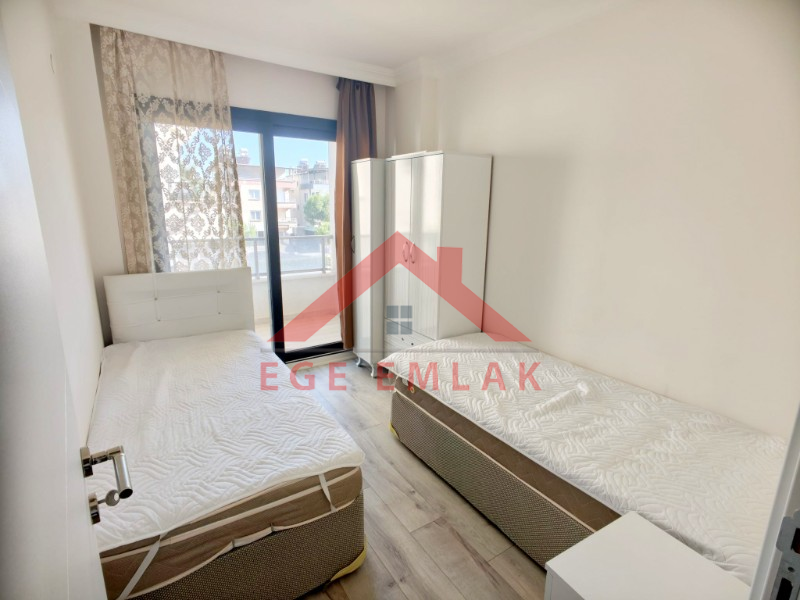 Didim Cumhuriyet Mahallesi’nde Satılık Eşyalı 1+1 Daire | Kat Mülkiyetli, Krediye Uygun, 3 Balkonlu