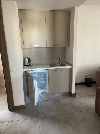 KKTC Girne Merkez'de Kiralık Dağ Manzaralı 1+1 ve 1+0 ( Studio ) Daireler