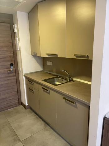 KKTC Girne Merkez'de Kiralık Dağ Manzaralı 1+1 ve 1+0 ( Studio ) Daireler