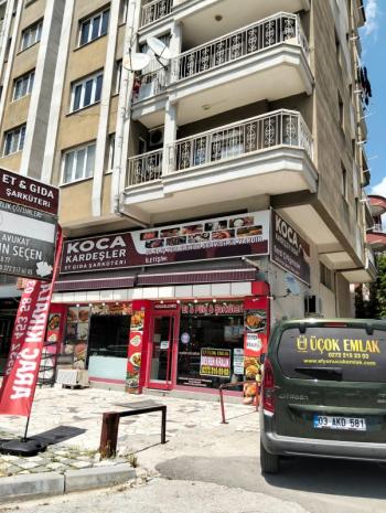 * AFYON ÜÇOK EMLAKTAN KOCATEPE MAH 40M² İŞLEK CADDE ÜZERİ FIRSAT DEVREN KİRALIK KASAP DÜKKANI *