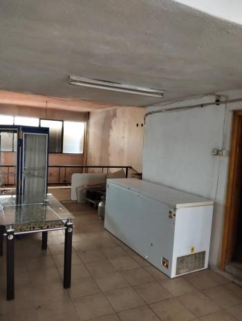 * AFYON ÜÇOK EMLAKTAN KOCATEPE MAH 40M² İŞLEK CADDE ÜZERİ FIRSAT DEVREN KİRALIK KASAP DÜKKANI *