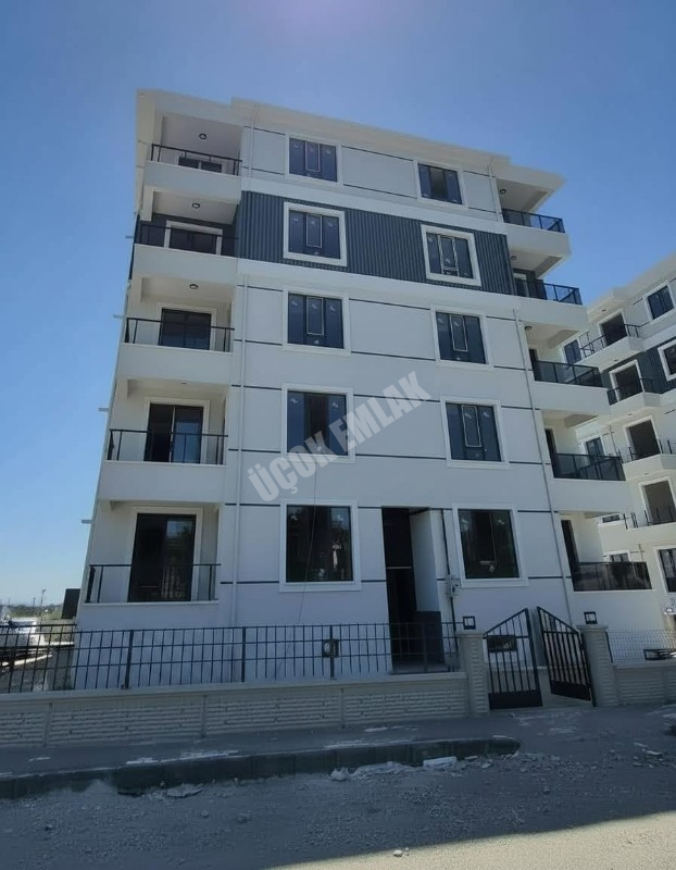*AFYON ÜÇOK EMLAKTAN ALİ İHSAN PAŞA MAH 3+1 SIFIR LÜX EBEVEYN BANYOLU SATILIK DAİRELER *