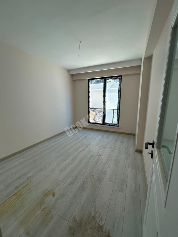 AFYON ÜÇOK EMLAKTAN MAREŞAL F ÇAKMAK MAH SATILIK SIFIR LÜX 3+1 GENİŞ FIRSAT DAİRE