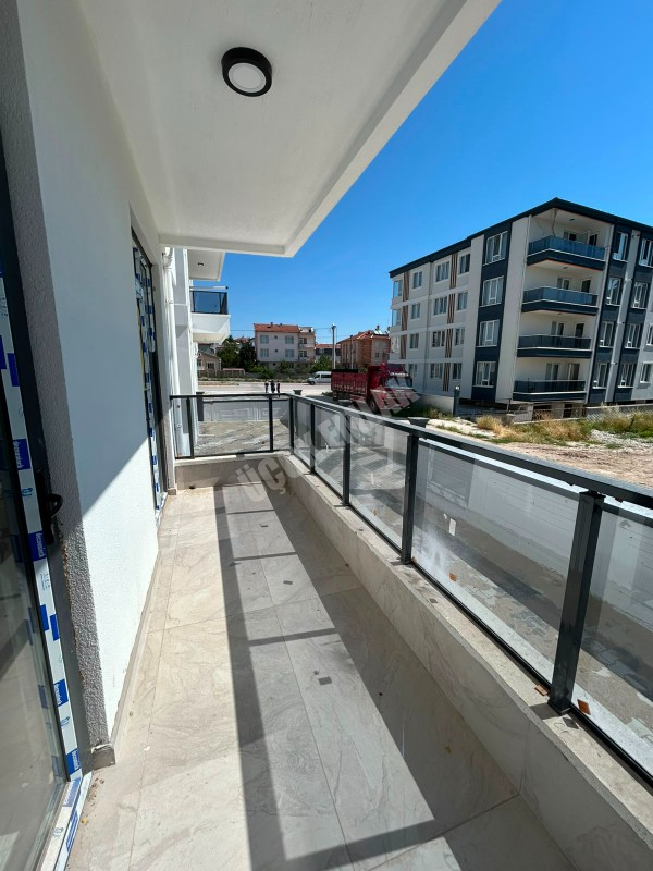 AFYON ÜÇOK EMLAKTAN MAREŞAL F ÇAKMAK MAH SATILIK SIFIR LÜX 3+1 GENİŞ FIRSAT DAİRE