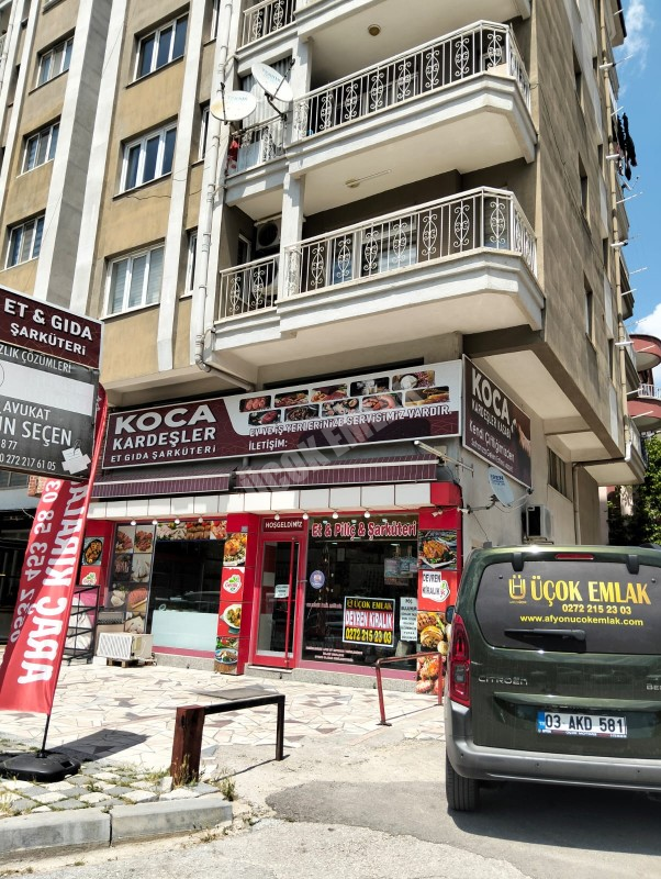 * AFYON ÜÇOK EMLAKTAN KOCATEPE MAH 40M² İŞLEK CADDE ÜZERİ FIRSAT DEVREN KİRALIK KASAP DÜKKANI *