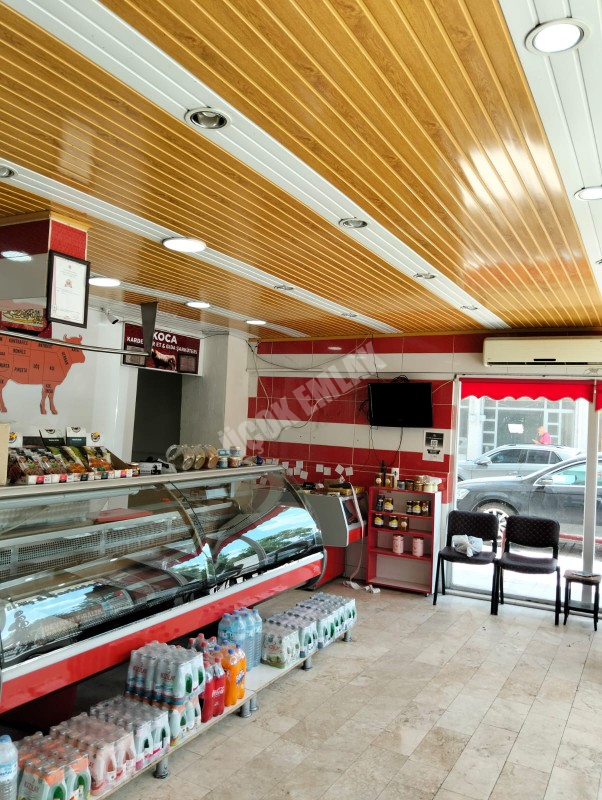 * AFYON ÜÇOK EMLAKTAN KOCATEPE MAH 40M² İŞLEK CADDE ÜZERİ FIRSAT DEVREN KİRALIK KASAP DÜKKANI *