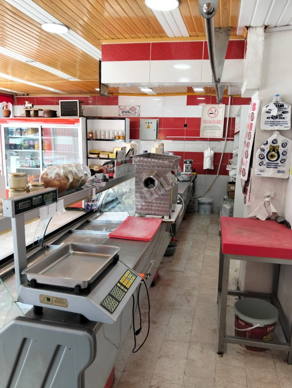 * AFYON ÜÇOK EMLAKTAN KOCATEPE MAH 40M² İŞLEK CADDE ÜZERİ FIRSAT DEVREN KİRALIK KASAP DÜKKANI *