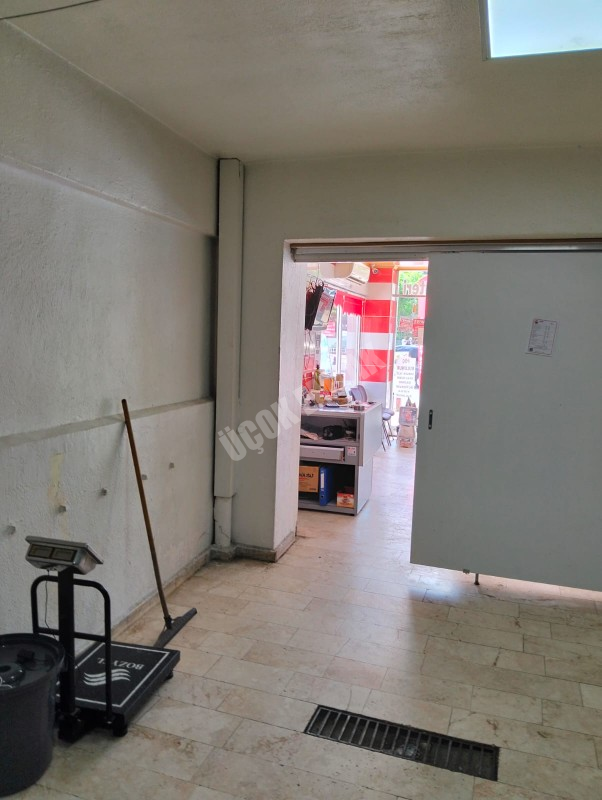 * AFYON ÜÇOK EMLAKTAN KOCATEPE MAH 40M² İŞLEK CADDE ÜZERİ FIRSAT DEVREN KİRALIK KASAP DÜKKANI *