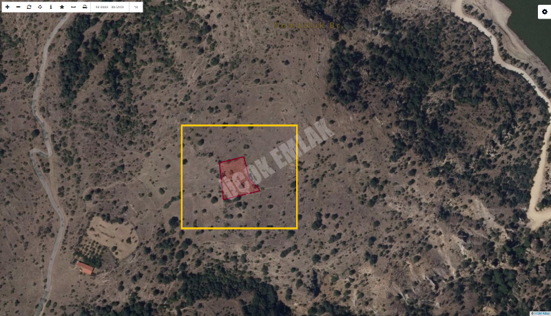AFYON ÜÇOK EMLAKTAN DEĞİRMENAYVALLIDA SATILIK 1.897M² FIRSAT UYGUN FİYAT TARLA