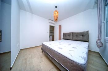 Girne Merkez'de Denize Yürüme Mesafesinde Kiralık 1+1 Daire