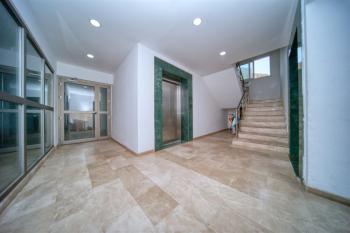 Girne Merkez'de Denize Yürüme Mesafesinde Kiralık 1+1 Daire