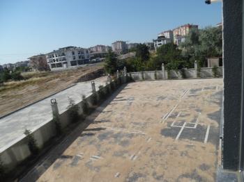 Çorluda Devlet Hastanesi ve Resmi Kurumlar Yakını Kiralık 1+1 Daire 