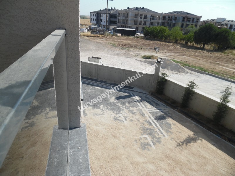 Çorluda Devlet Hastanesi ve Resmi Kurumlar Yakını Kiralık 1+1 Daire 