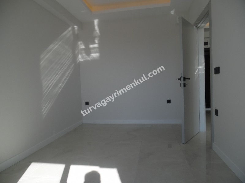 Çorluda Devlet Hastanesi ve Resmi Kurumlar Yakını Kiralık 1+1 Daire 
