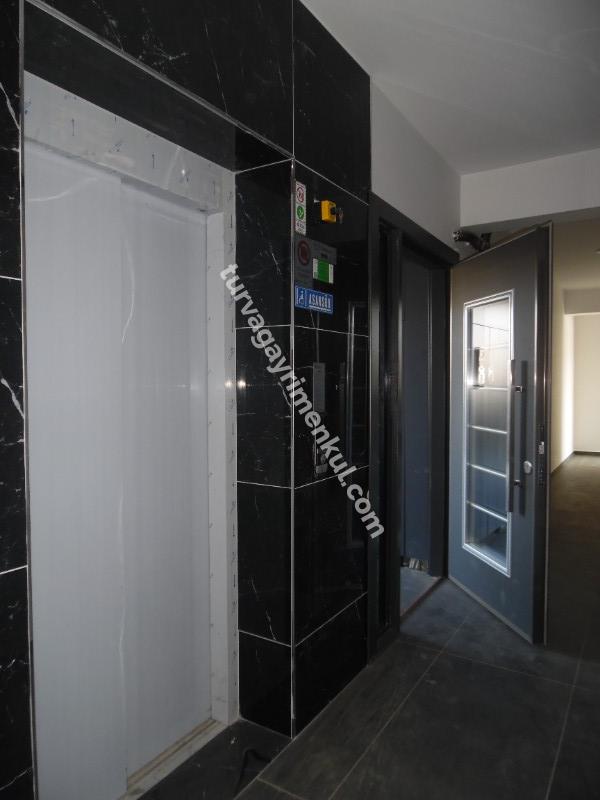 Çorluda Devlet Hastanesi ve Resmi Kurumlar Yakını Kiralık 1+1 Daire 