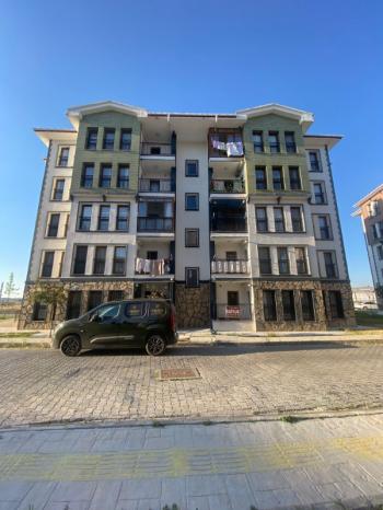 * AFYON ÜÇOK EMLAKTAN BATTAL GAZİ MAH TOKİ 2+1 90M² SATILIK DAİRE * 