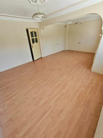 ★ AFYON ÜÇOK EMLAKTAN UYDUKENT OSMANGAZİ MAH 2+1 90M² TEMİZ BAKIMLI KİRALIK DAİRE ★