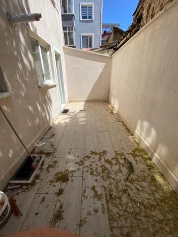 AFYON ÜÇOK EMLAKTAN MECİDİYE MAH 300M² CADDE ÜZERİNDE İŞLEK DÜKKAN 