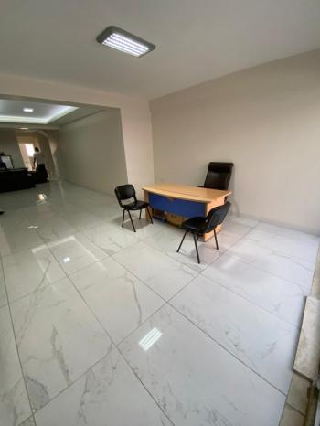 AFYON ÜÇOK EMLAKTAN MECİDİYE MAH 300M² CADDE ÜZERİNDE İŞLEK DÜKKAN 