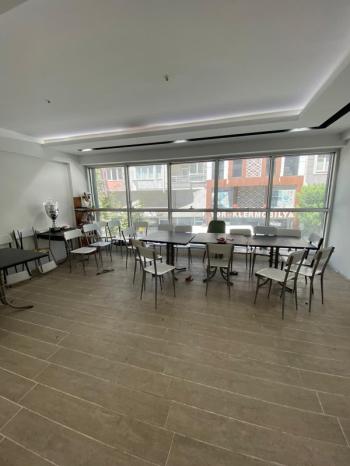 AFYON ÜÇOK EMLAKTAN MECİDİYE MAH 300M² CADDE ÜZERİNDE İŞLEK DÜKKAN 