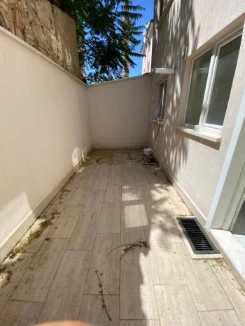 AFYON ÜÇOK EMLAKTAN MECİDİYE MAH 300M² CADDE ÜZERİNDE İŞLEK DÜKKAN 