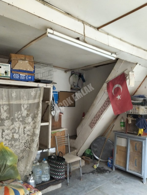 AFYON ÜÇOK EMLAKTAN FAKIPAŞA MAH İŞLEK BÖLGEDE  30M² SATILIK DÜKKAN 
