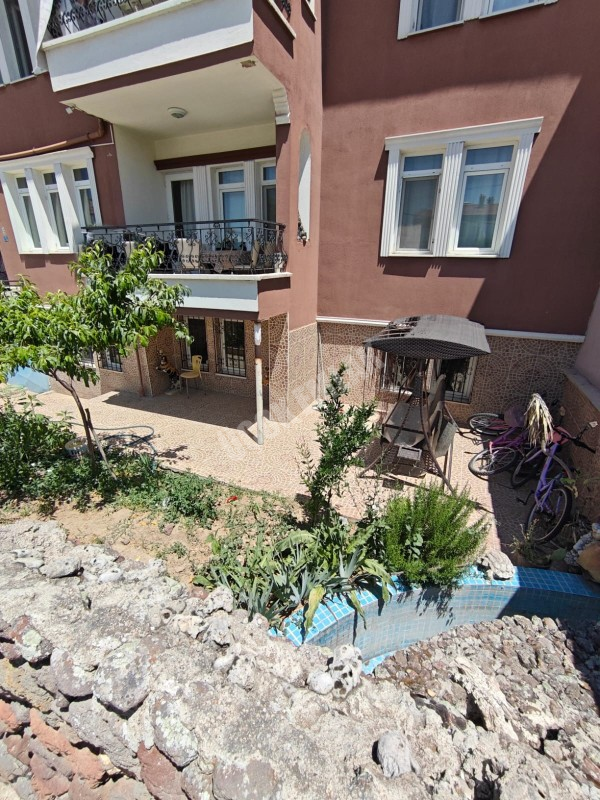 ★ AFYON ÜÇOK EMLAKTAN UYDUKENT OSMANGAZİ MAH 2+1 90M² TEMİZ BAKIMLI KİRALIK DAİRE ★