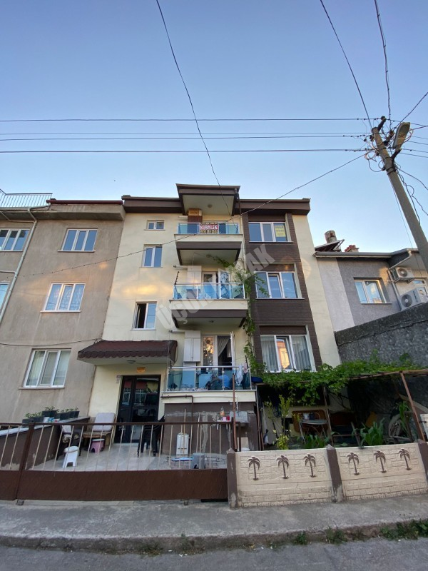 AFYON ÜÇOK EMLAKTAN EŞREFPAŞA MAH 3+1 120M² TEMİZ BAKLIMLI KİRALIK DAİRE 