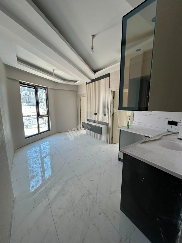 * AFYON ÜÇOK EMLAKTAN ERENLER MAH 2+1 55M² SIFIR LÜX EŞYALI SATILIK DAİRELER * 
