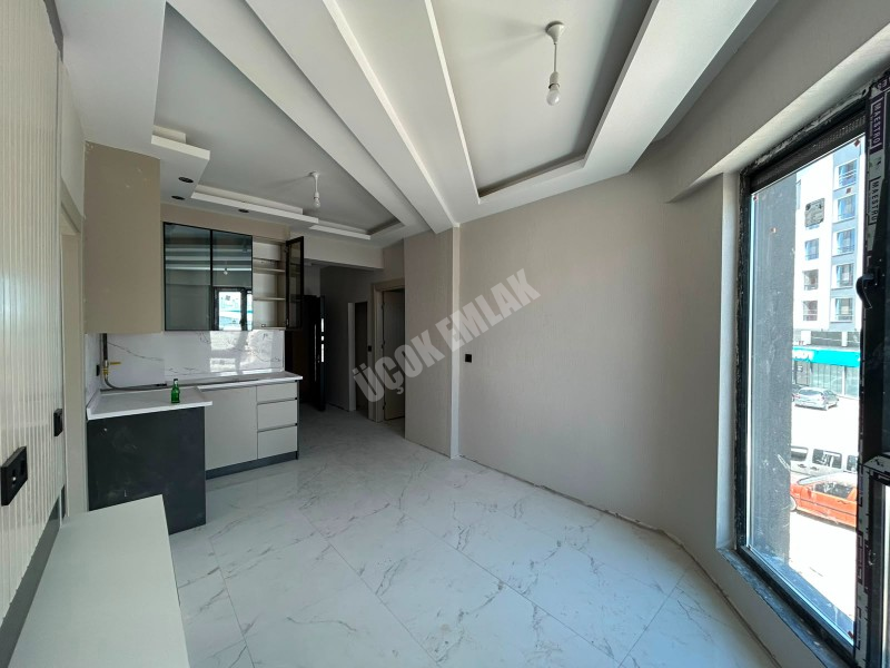 * AFYON ÜÇOK EMLAKTAN ERENLER MAH 2+1 55M² SIFIR LÜX EŞYALI SATILIK DAİRELER * 