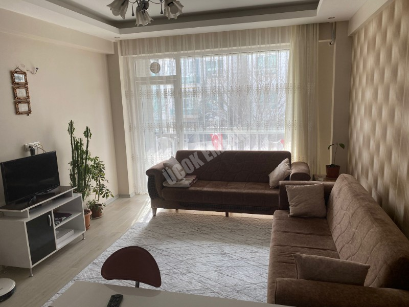 AFYON ÜÇOK EMLAKTAN SELÇUKLU MAH 1+1 55M² TEMİZ BAKIMLI SATILIK DAİRE 