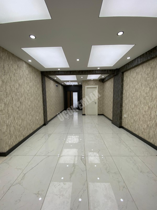 AFYON ÜÇOK EMLAKTAN MECİDİYE MAH 300M² CADDE ÜZERİNDE İŞLEK DÜKKAN 