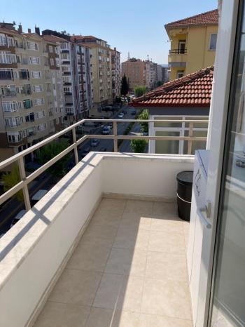 Güvenay - Çorum Yeşil Fırın İlerisi Bahabey Caddesi Üzeri Satılık 4+1 Daire 