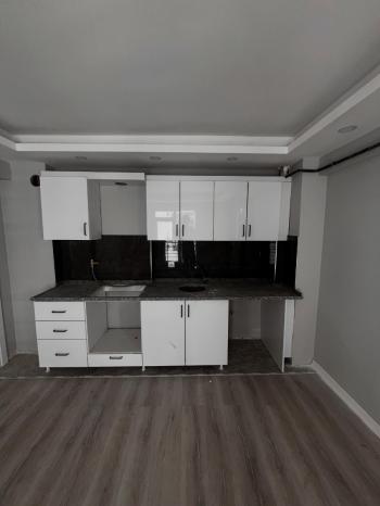 ÜNİVERSİTE BÖLGESİNDE SIFIR KİRALIK 1+1 DAİRE