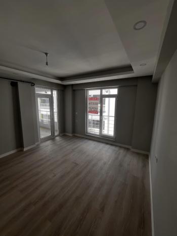 ÜNİVERSİTE BÖLGESİNDE SIFIR KİRALIK 1+1 DAİRE