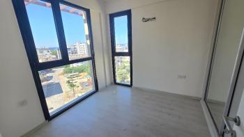 Girne Olive Park'ta 3+1 | Dağ, Deniz ve Şehir Manzaralı Sıfır Daire