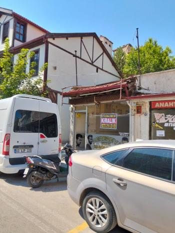 ✶ AFYON ÜÇOK EMLAKTAN YUNUS EMRE MAH 40M² CADDE ÜZERİNDE İŞLEK KİRALIK DÜKKAN ✶