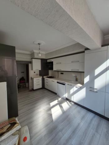 AFYON ÜÇOK EMLAKTAN DUMLUPINAR MAH 4+1 150M² TEMİZ BAKIMLI SATILIK DAİRE 