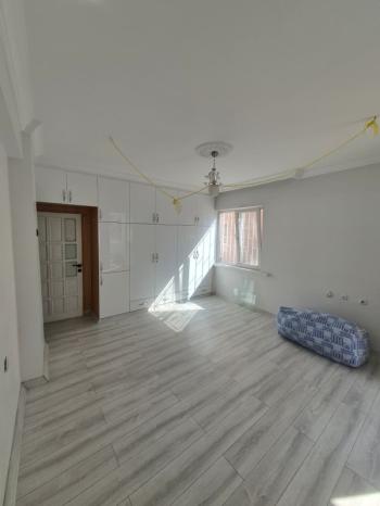 AFYON ÜÇOK EMLAKTAN DUMLUPINAR MAH 4+1 150M² TEMİZ BAKIMLI SATILIK DAİRE 