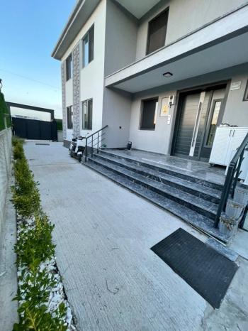 AFYON ÜÇOK EMLAKTAN BEYAZIT MAH 3+1 115M² TEMİZ BAKIMLI GENİŞ SATILIK VİLLA 