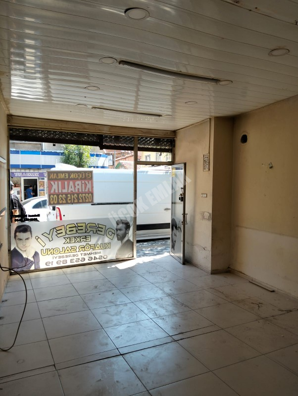✶ AFYON ÜÇOK EMLAKTAN YUNUS EMRE MAH 40M² CADDE ÜZERİNDE İŞLEK KİRALIK DÜKKAN ✶